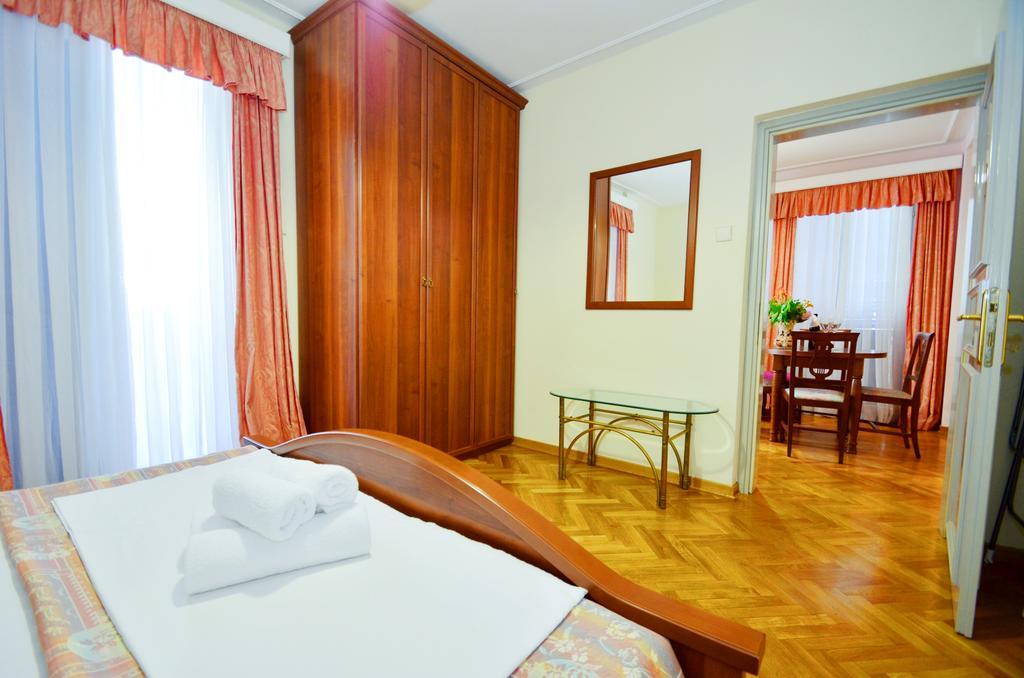 Villa Velzon Guesthouse Budva Szoba fotó