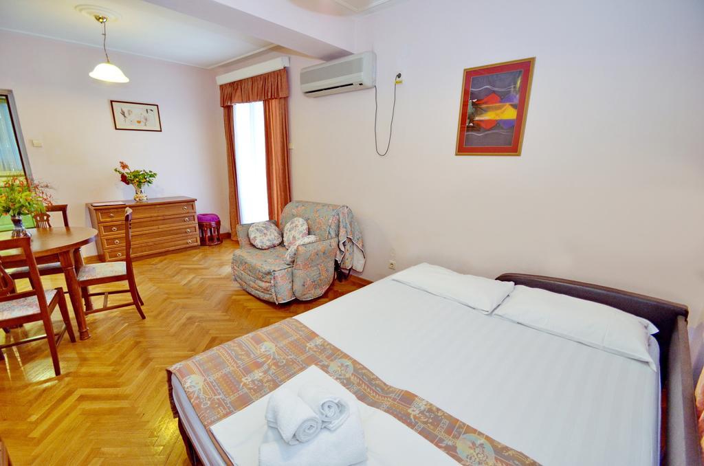 Villa Velzon Guesthouse Budva Szoba fotó