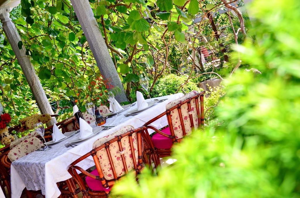 Villa Velzon Guesthouse Budva Kültér fotó