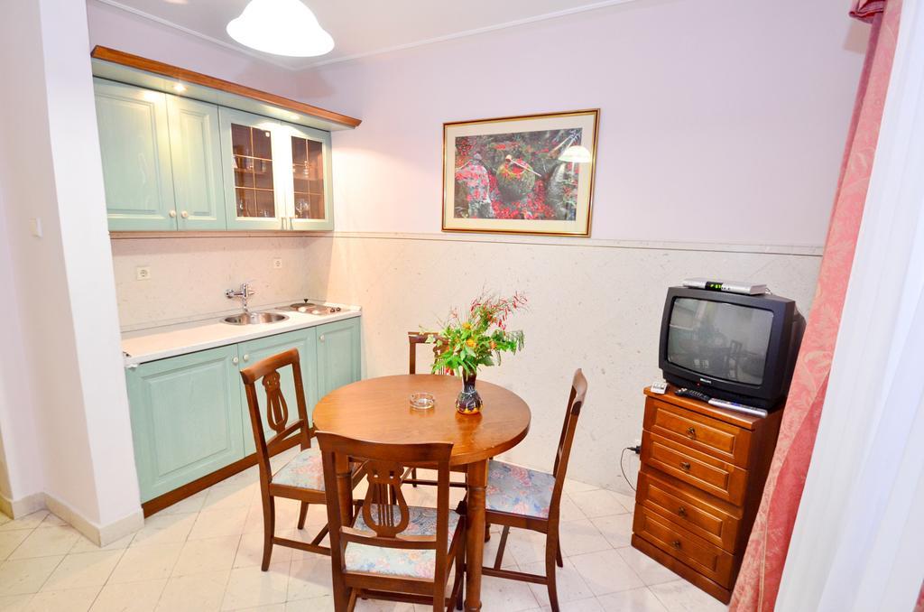 Villa Velzon Guesthouse Budva Kültér fotó