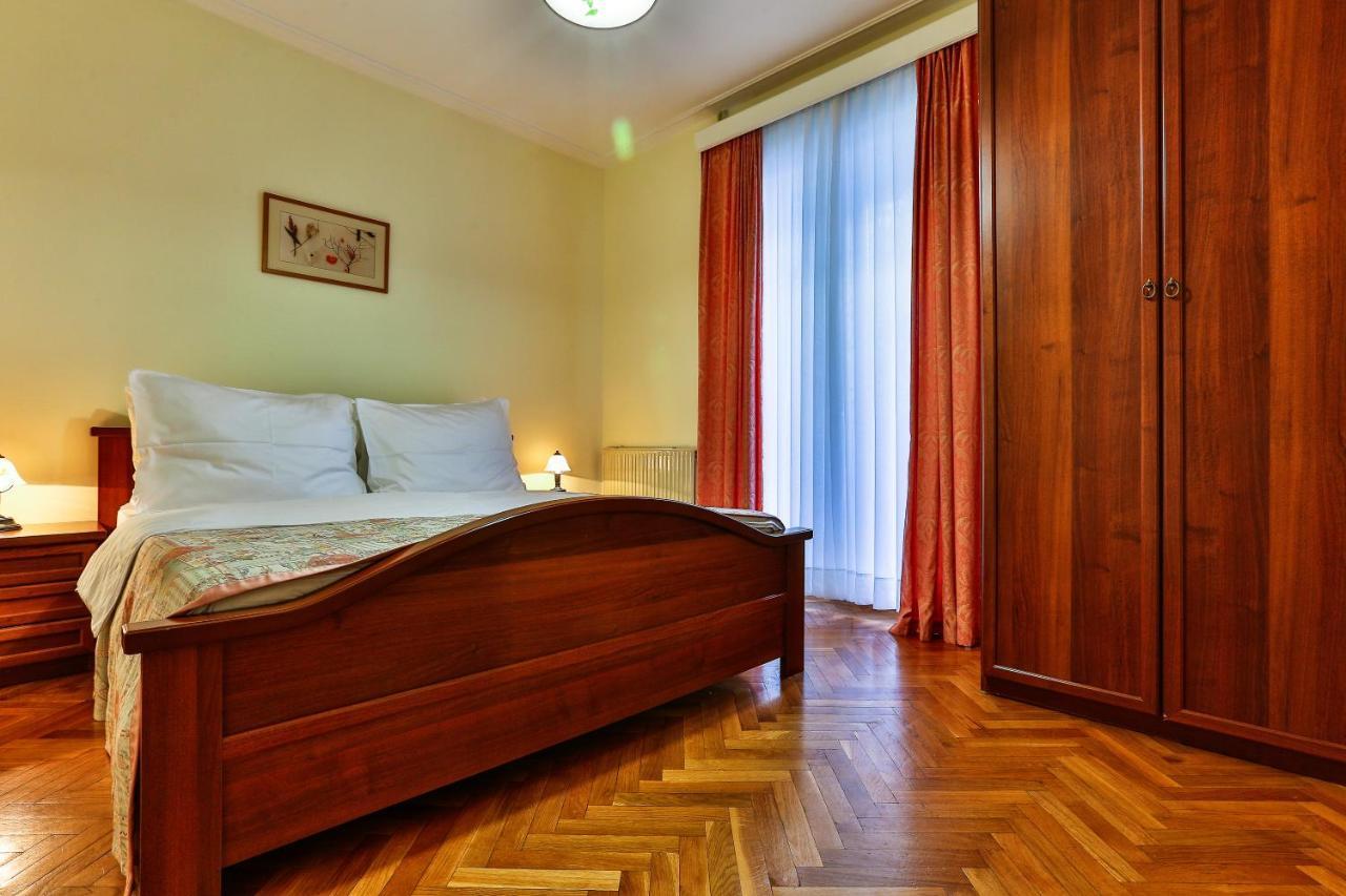Villa Velzon Guesthouse Budva Kültér fotó