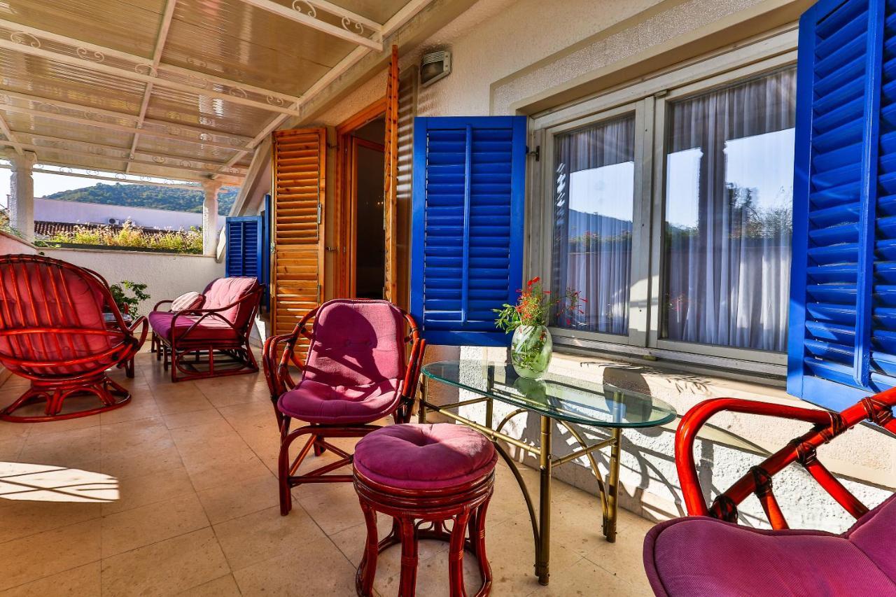 Villa Velzon Guesthouse Budva Kültér fotó