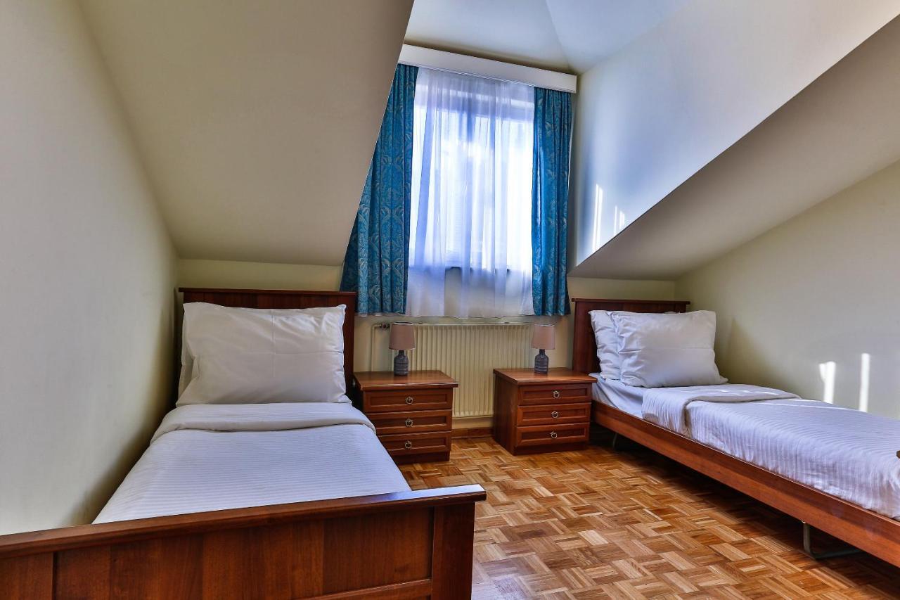 Villa Velzon Guesthouse Budva Kültér fotó