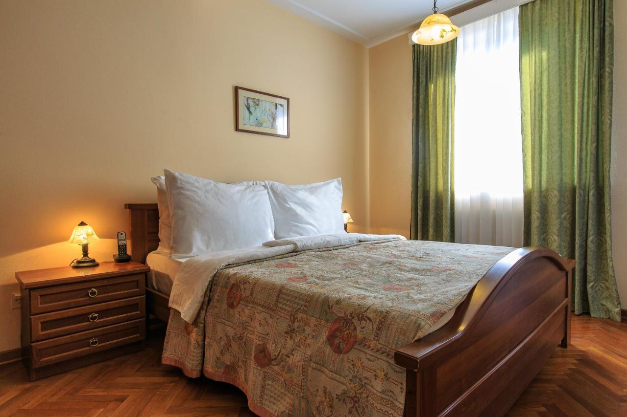 Villa Velzon Guesthouse Budva Kültér fotó