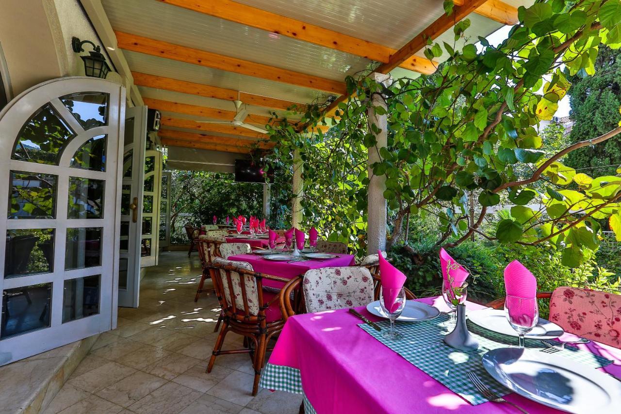 Villa Velzon Guesthouse Budva Kültér fotó